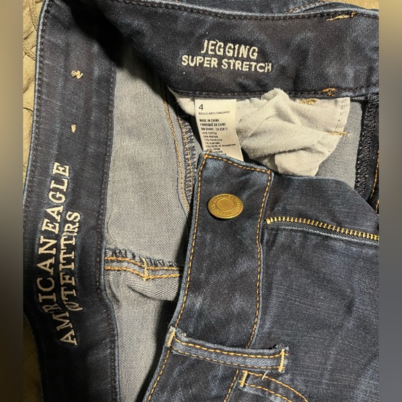 American Eagle jegging, size 4, perfect condition - Picture 2 of 3